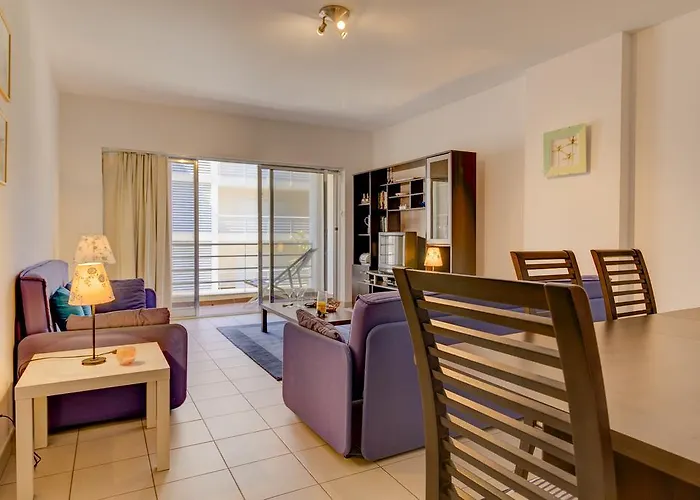 Apartament T1 Da Rocha *